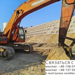 excavator made by DOOSAN produced in 2019 50% new